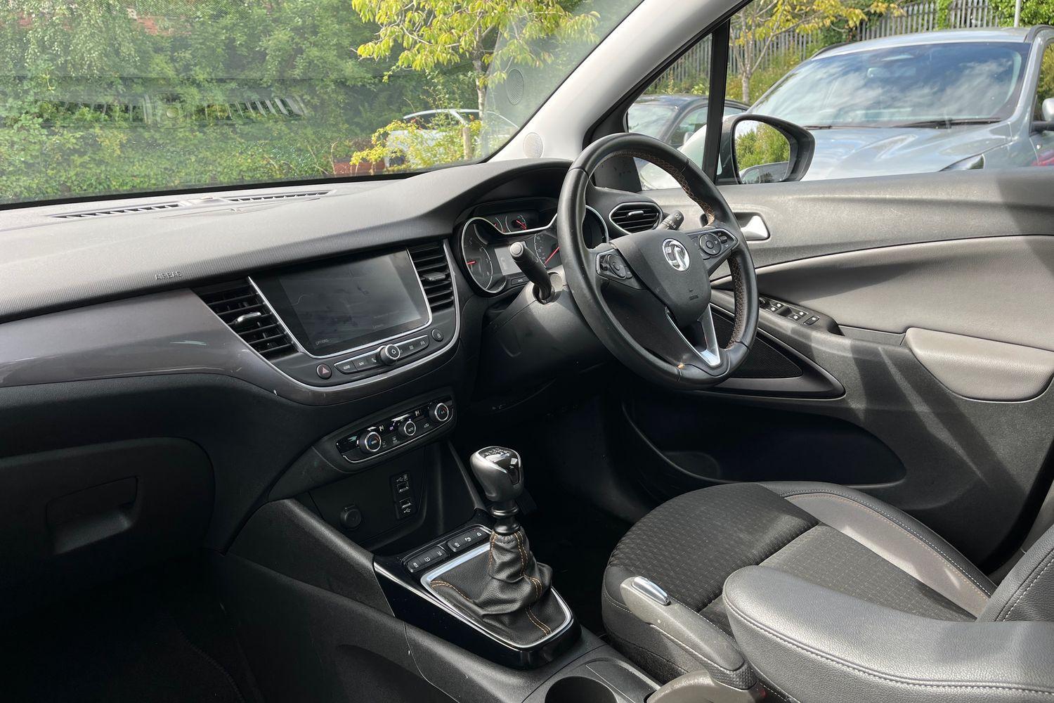 Vauxhall Crossland X Photo 17