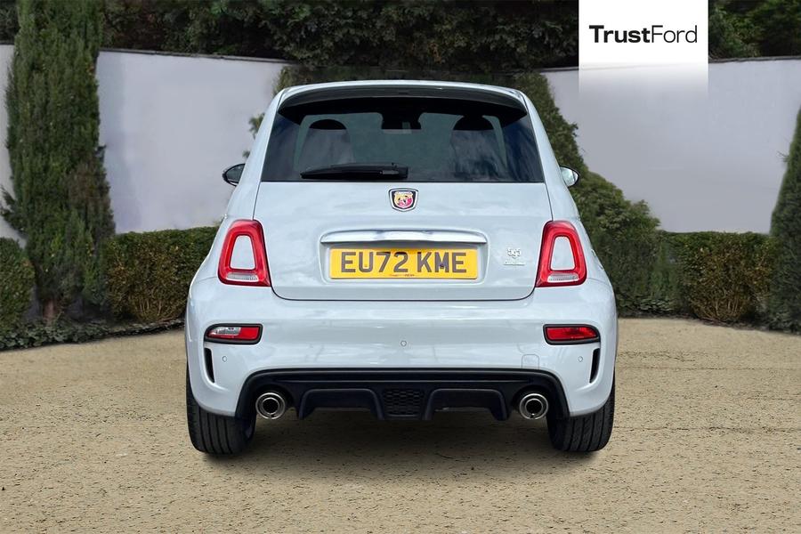 Abarth 595 Photo autoimg-722034f98e1f831d601dd43702a9044b9508b94c.jpg