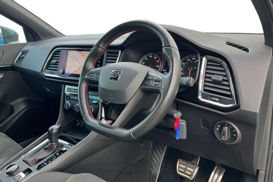 SEAT Ateca Photo autoimg-722147d40b6af36dd6cbab7fc9916bebe75c2391.jpg