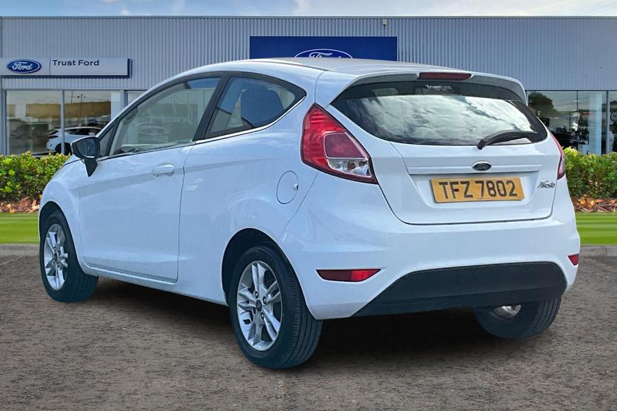 Ford FIESTA Photo autoimg-7221c4e40f3b3332e19f1f43ce2847e5e1320ae3.jpg