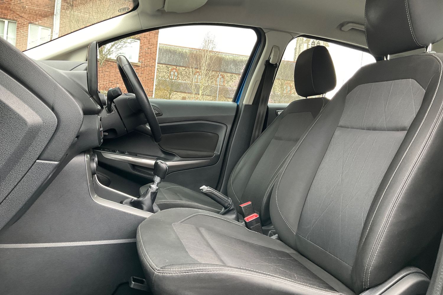 Ford ECOSPORT Photo 18