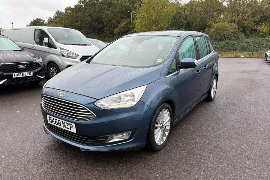 Ford GRAND C-MAX Photo autoimg-7223cacd60c6d8c2b63dd3b488c9fb5aa8a8c3e5.jpg