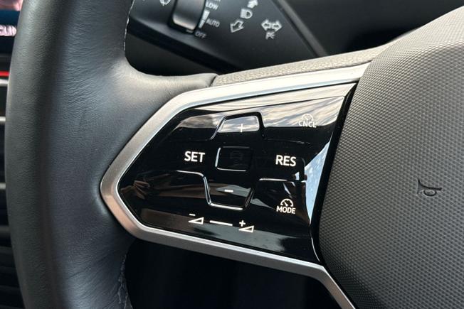 VOLKSWAGEN Id.7 Photo 16