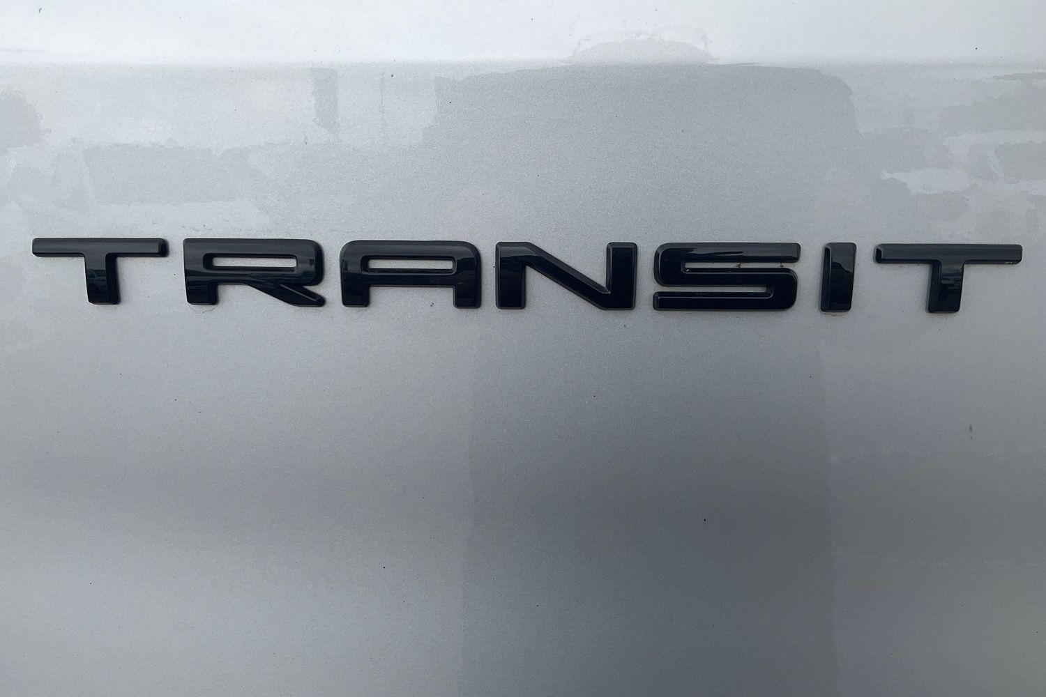 Ford TRANSIT Photo 19