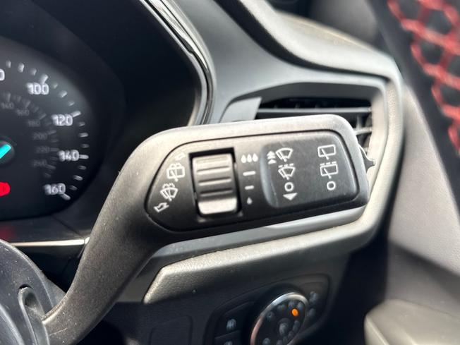 FORD Focus Photo 35