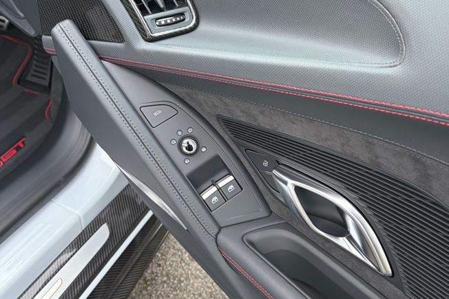 AUDI R8 Photo 36