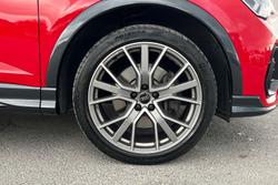 AUDI Q3 Photo 5