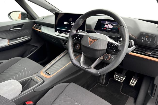 CUPRA Born Photo 6