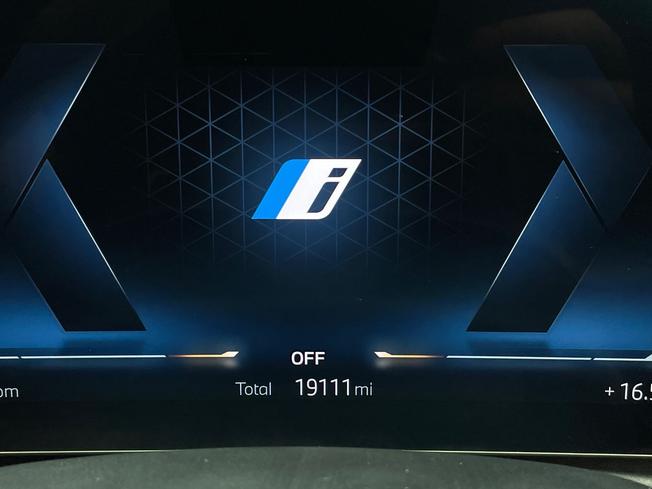 BMW I4 Photo 15