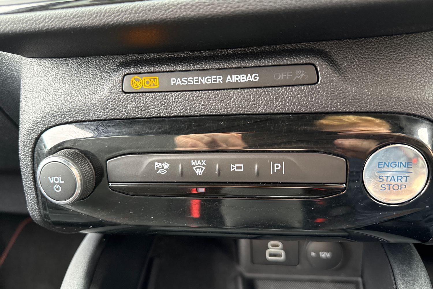 Ford KUGA Photo 30