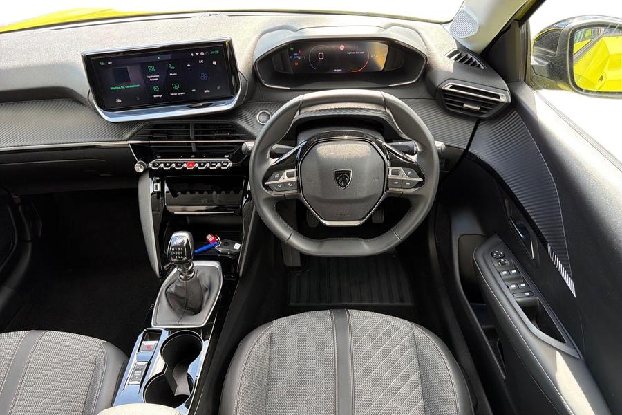 Peugeot 208 Photo autoimg-723e381dccf1a4f7706a34279b645f7db2733c1b.jpg