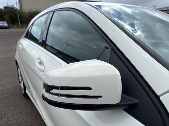 MERCEDES-BENZ A Class Photo 20