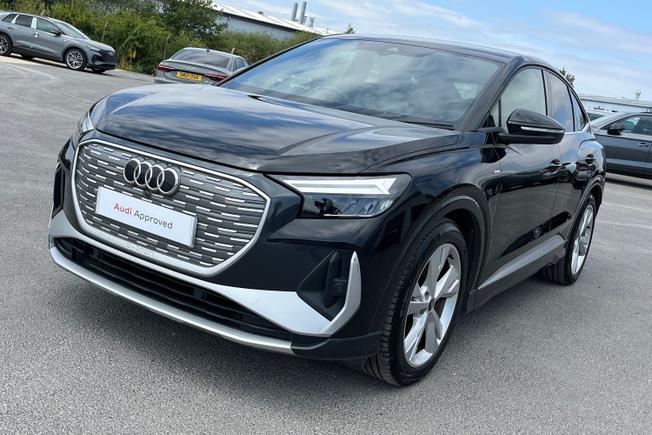 AUDI Q4 E-Tron Photo 23