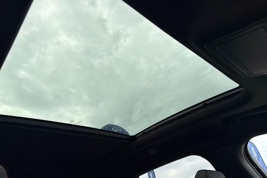 Ford KUGA Photo autoimg-724a7386926020d1a9b6cccca6a7074326fcf276.jpg