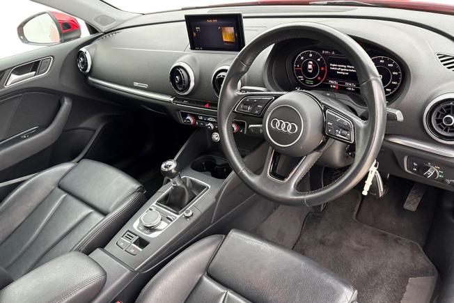 AUDI A3 Photo 2
