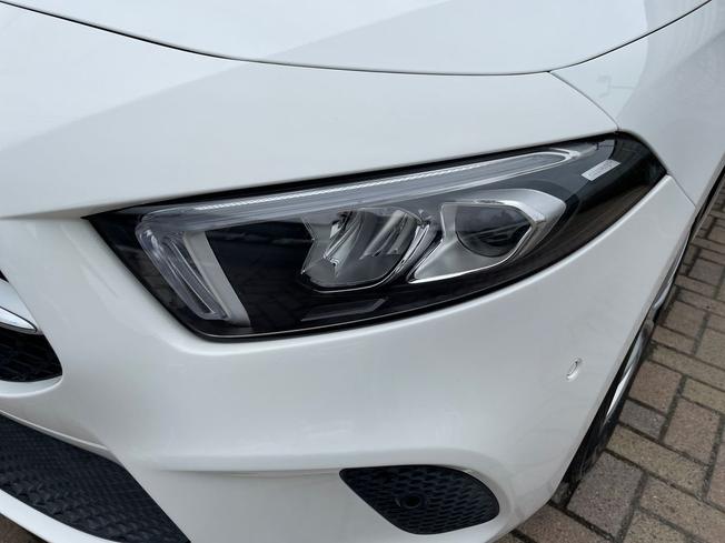 MERCEDES-BENZ A Class Photo 22