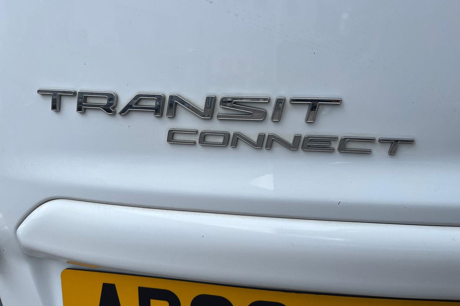 Ford TRANSIT CONNECT Photo 39