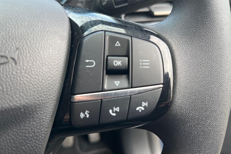 Ford Fiesta Photo autoimg-72572efe388db474aa6c609c9b2475717b7e486f.jpg
