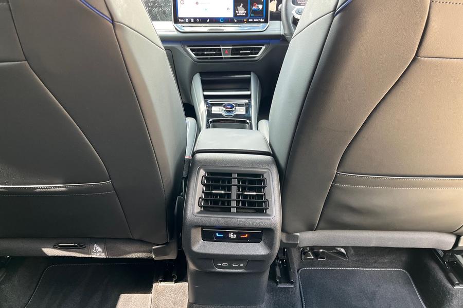 Volkswagen Tiguan Photo autoimg-72593e71547f4dcbc6c779d3ca4b6123a55474aa.jpg