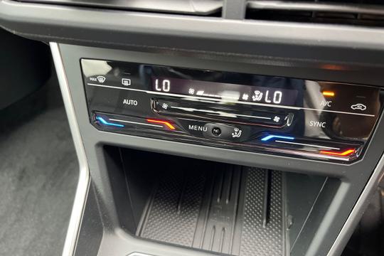 Volkswagen Polo Photo autoimg-725aecabd67beeb39b07d7c78383c102ad318a82.jpg
