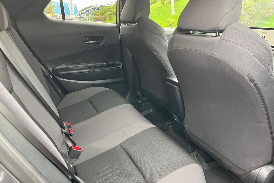 Toyota C-HR Photo autoimg-725f10166953cb6f95a66d2eea4d4f07b0f88161.jpg