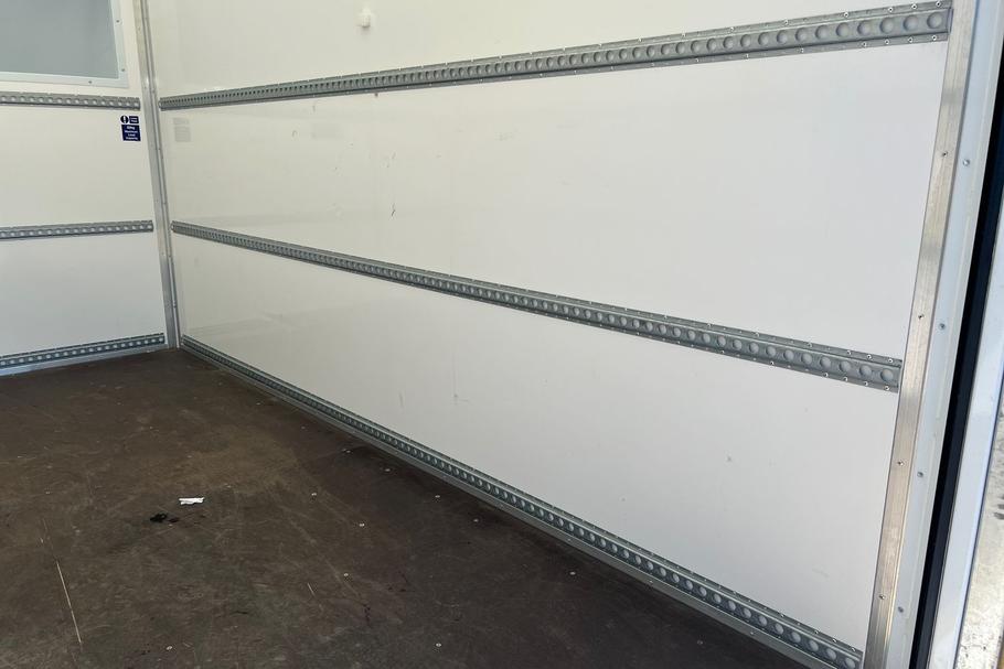 Used Ford TRANSIT WM75BZG 37