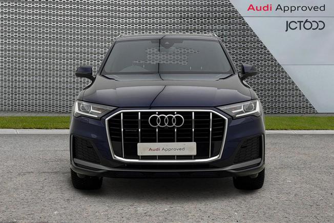 AUDI Q7 Photo 8