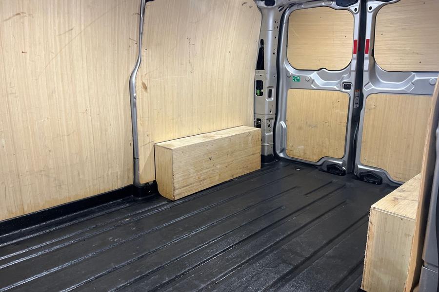 Ford Transit Custom Photo autoimg-726392aa3c9aa98b89c5b2ea2fefda48149bb087.jpg