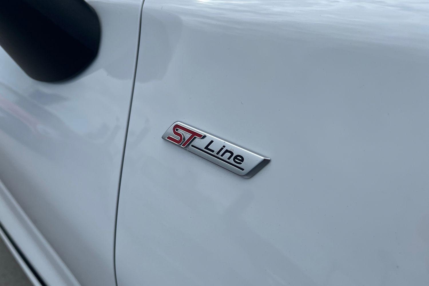 Ford PUMA Photo 26