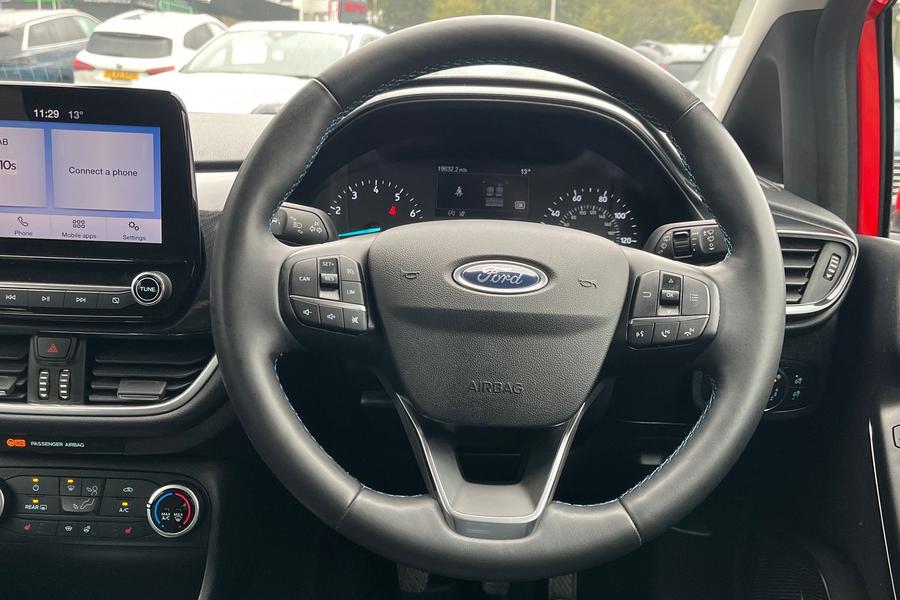 Ford FIESTA Photo autoimg-72695624aa4fc6f2107626d439b4a8929d131d96.jpg