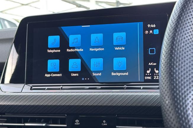 VOLKSWAGEN Golf Photo 13