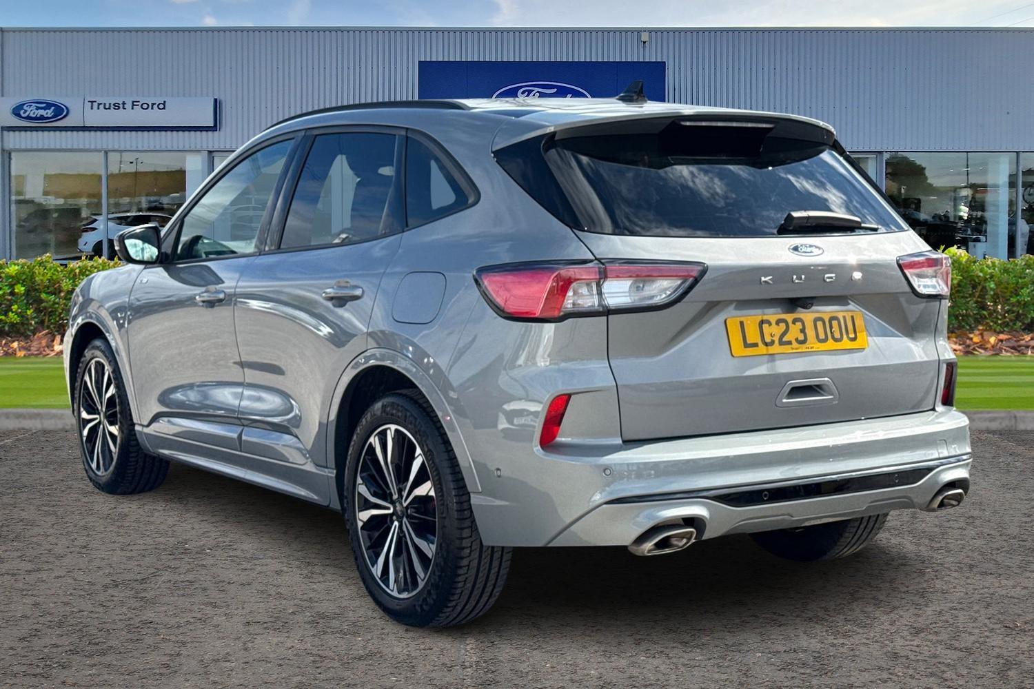 Ford KUGA Photo 1