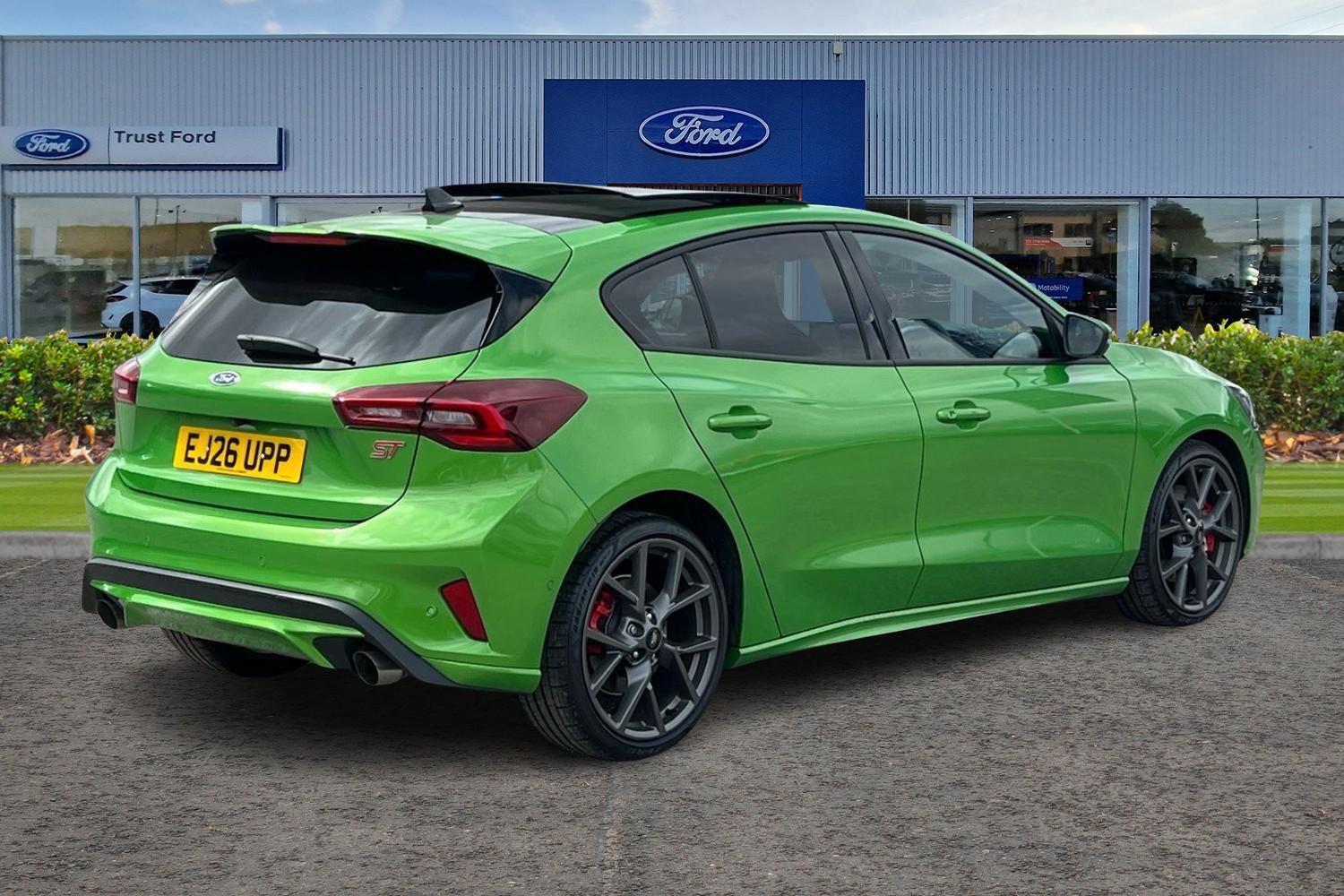 Ford FOCUS Photo 3