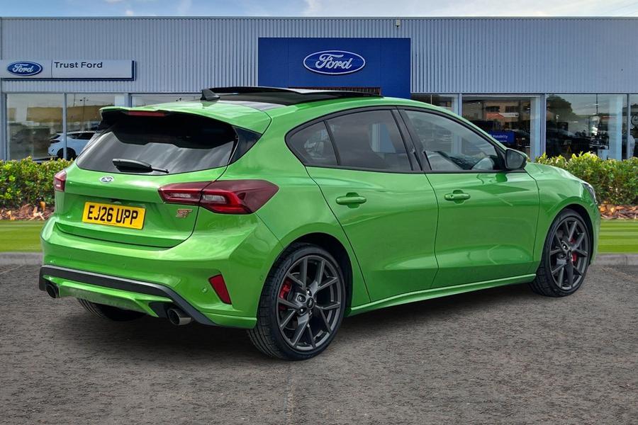 Ford FOCUS Photo autoimg-727610830121007fb85e2f8a6a0b78a05f395bdb.jpg