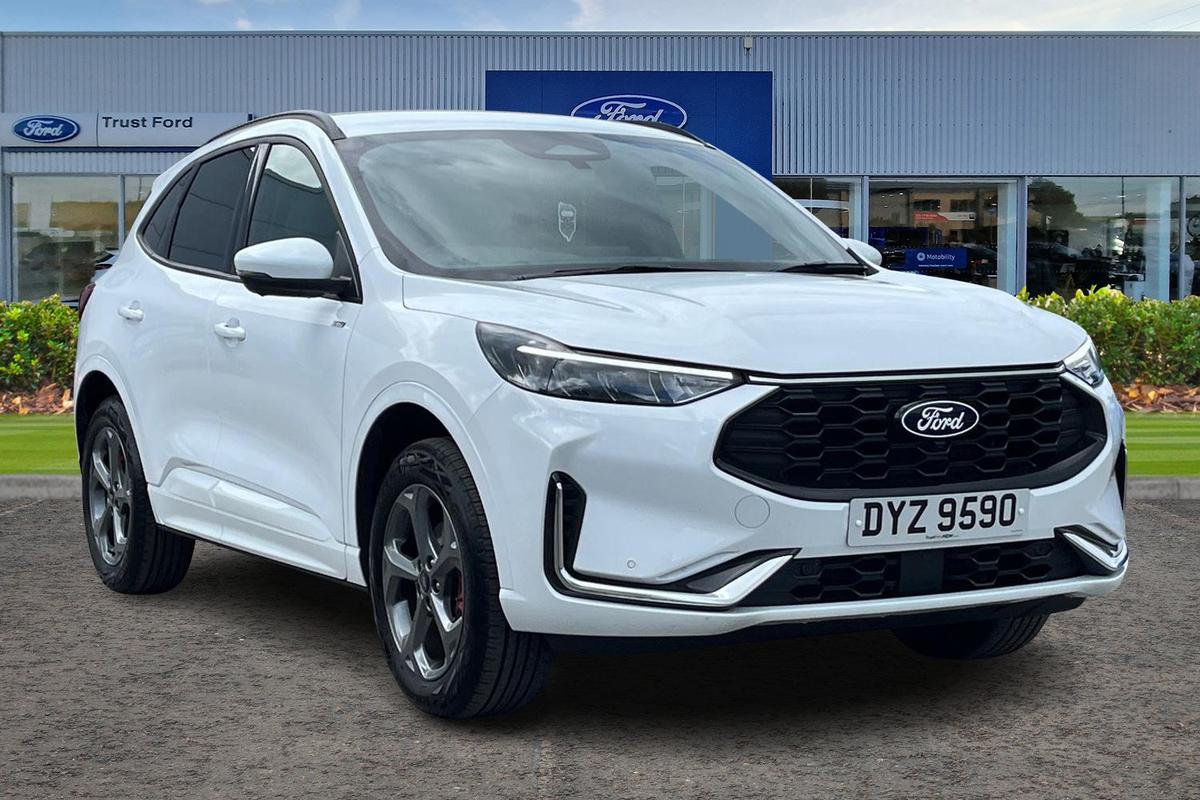 Ford Kuga listing photo