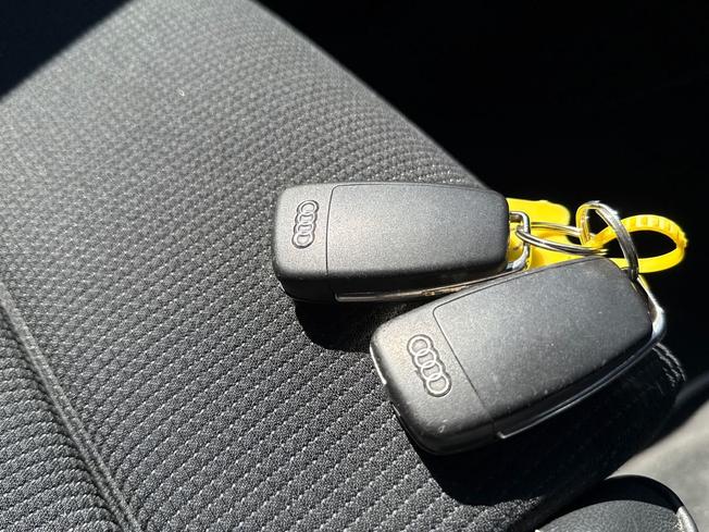AUDI Q3 Photo 42