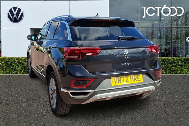 Volkswagen T-Roc Photo 3