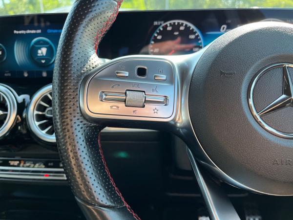 Mercedes-Benz EQB Photo autoimg-727ac95caa5edbe3fc438083d9b1435b9b58d517.jpg