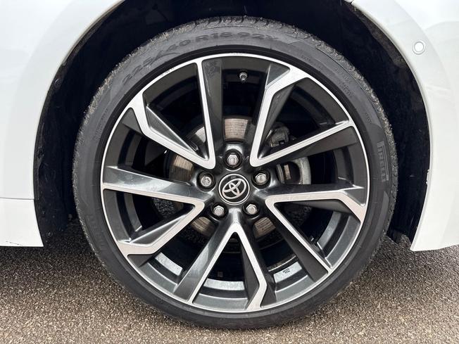 TOYOTA Corolla Photo 5