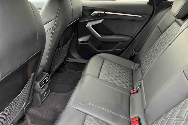 AUDI  S3 Saloon Photo 46