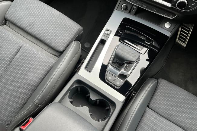 AUDI Q5 Photo 25