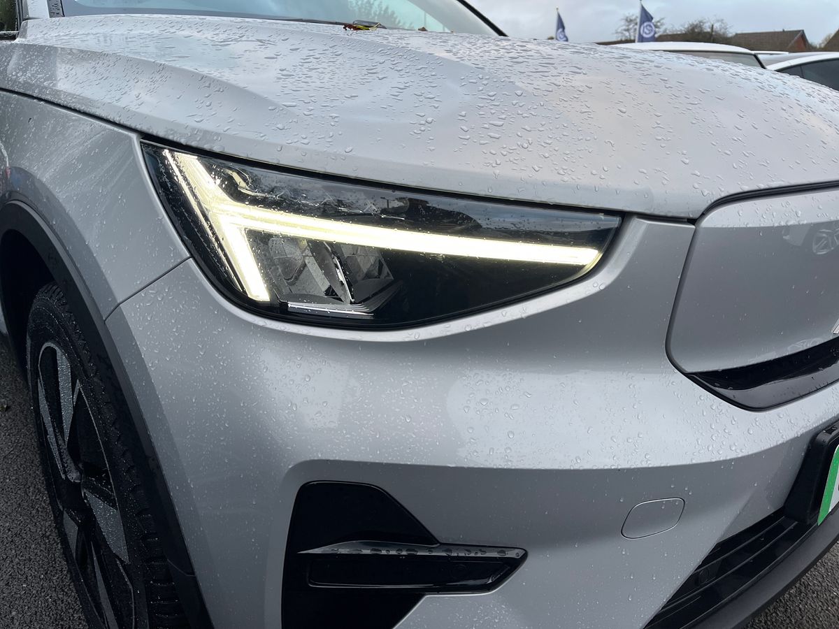 Volvo XC40 Photo 15