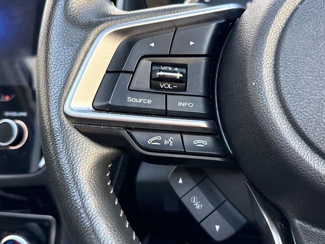 SUBARU Forester Photo 16