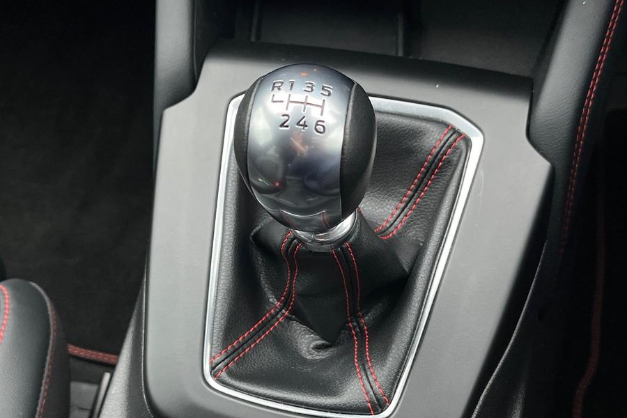Ford KUGA Photo autoimg-7283a103ed2ba8559483a98872757fade087f338.jpg