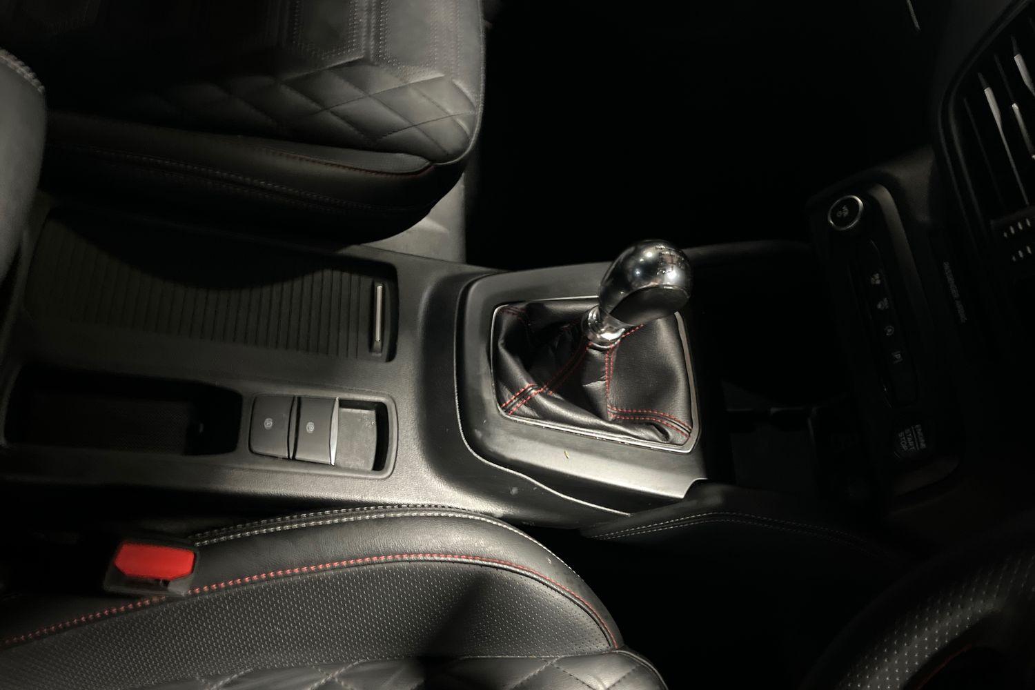 Ford FOCUS Photo 27