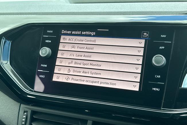 Volkswagen T-Cross Photo 28