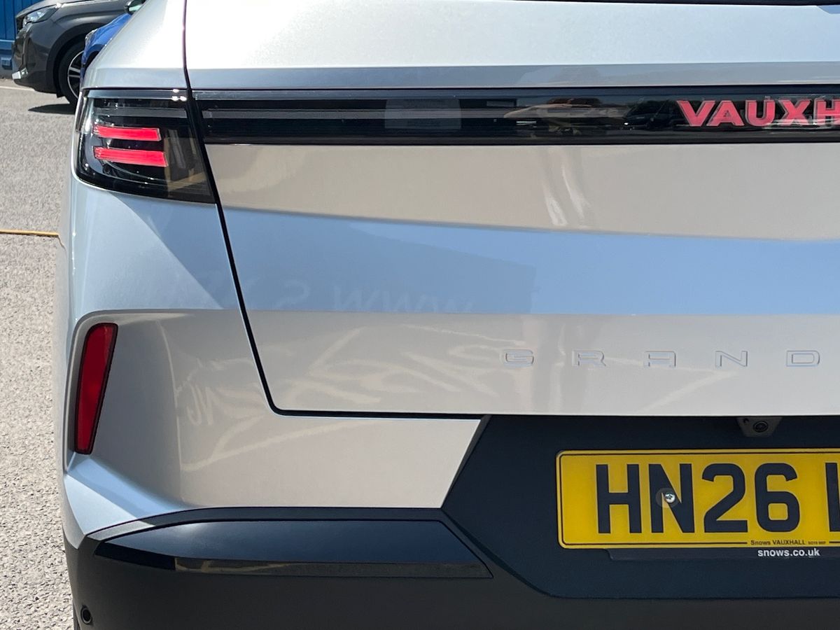 Vauxhall Grandland Photo 18
