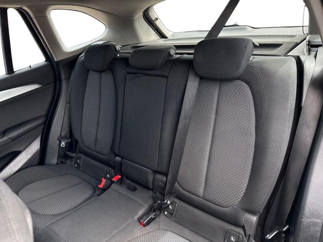 BMW X1 Photo 9