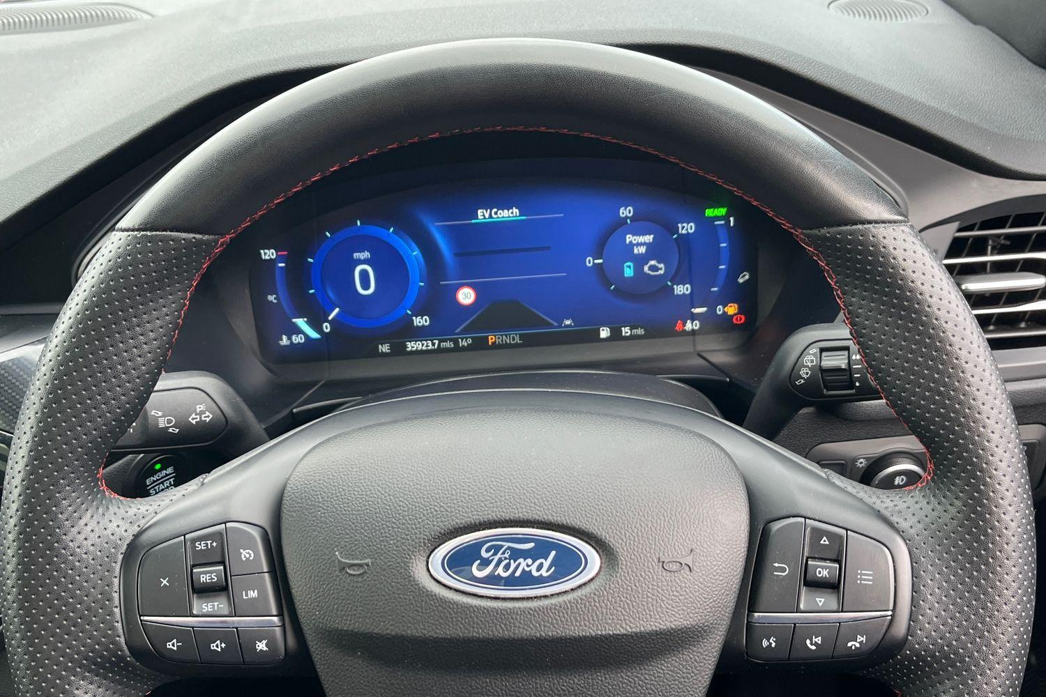 Ford KUGA Photo 11
