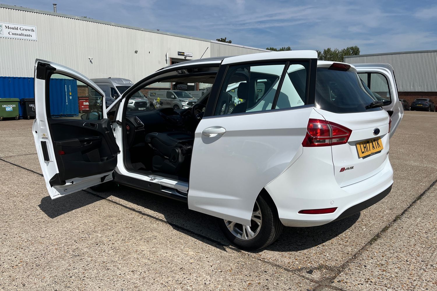 Ford B-MAX Photo 39